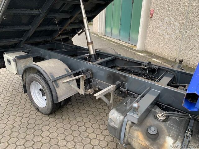 Van Renault Maxity 35 - Ribaltabile con Gru PM 3 sfili