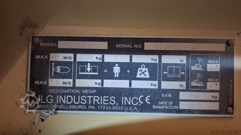 Scissor lift JLG 1230ES