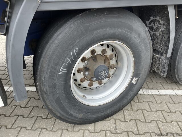 Transporte refrigerado/congelado Krone Coolliner / Carrier Vector 1950 / Frigo Box / B...