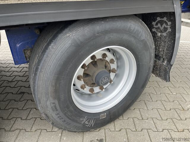 Transporte refrigerado/congelado Krone Coolliner / Carrier Vector 1950 / Frigo Box / B...