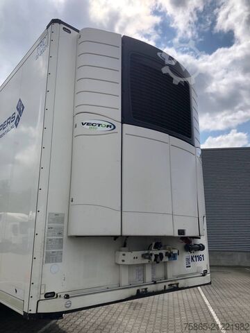 Transporte refrigerado/congelado Schmitz Cargobull SCB S3B / Carrier Vector 1550 / Lift axle / Fri...