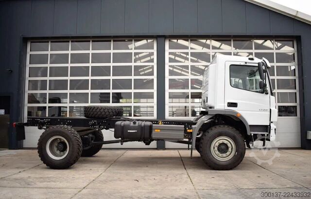 Podvozek Mercedes-Benz Atego 1725 4x4 Chassis Cabin (3 units)