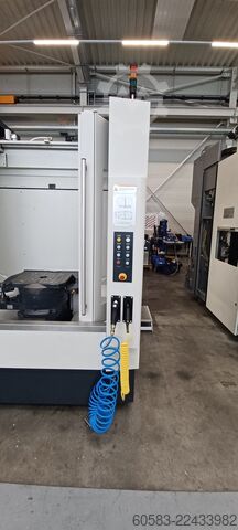 4-osiowe centrum obróbcze Heller H 2000