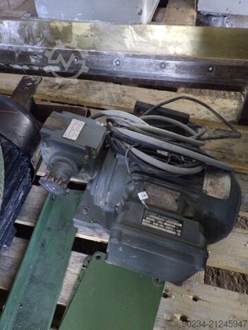 Dissolver 45 kW par Drais modèle RN 3-45 AS VAC pour fonctionnement sous vide avec cuve de mélange 2 DRAIS RN 3-45 AS VAC