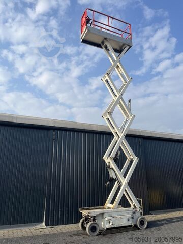 Lift cu foarfeca JLG 2632ES