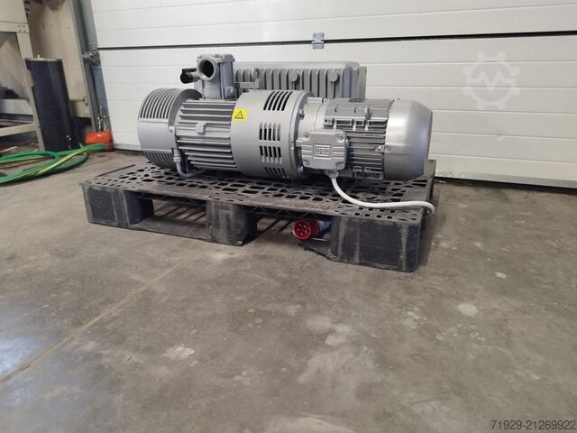 Busch Vacuum Pump RA 0302 D 5Z3 CWXZ Busch RA 0302 D 5Z3 CWXZ