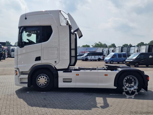 Standart-SZM Scania R460 4x2 - retarder - steel / air - fridge - ni...