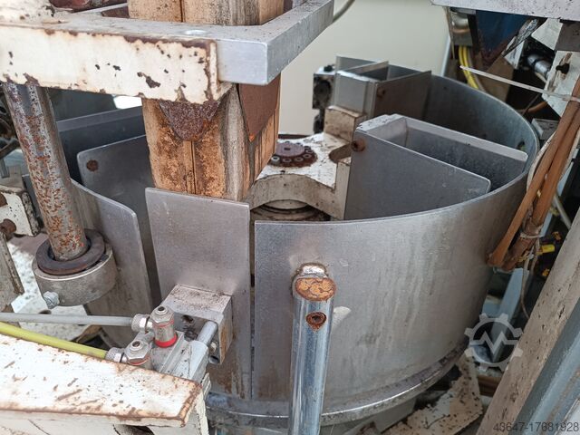 Koffie vul- en verpakkingsmachine G.Calini Vacuum 75