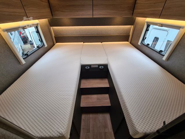 Integrated camper DETHLEFFS Trend I 7057 EB *Pakete: Family+Chassis+Two*