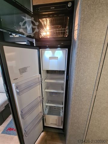 Integrated camper DETHLEFFS Trend I 7057 EB *Pakete: Family+Chassis+Two*