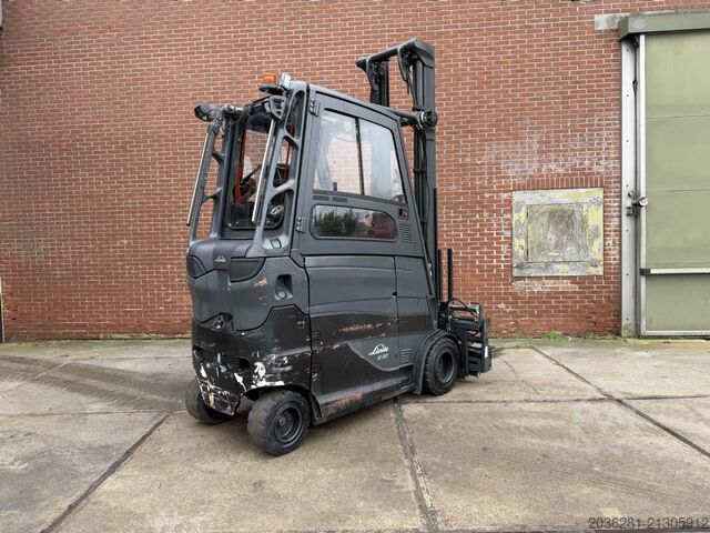 Electric 4-wheel forklift Linde E30HL-01/600
