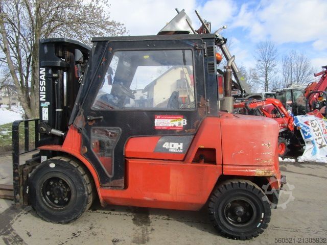 Diesel Forklift Nissan 4 Ton.-Triplex-FH 4,5m + Seitenschieber