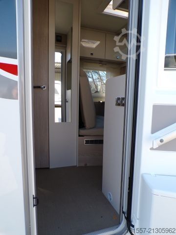 Semi-integrated camper BÜRSTNER Lineo T 700 Tageszulassung / Active, Xenon, Isof