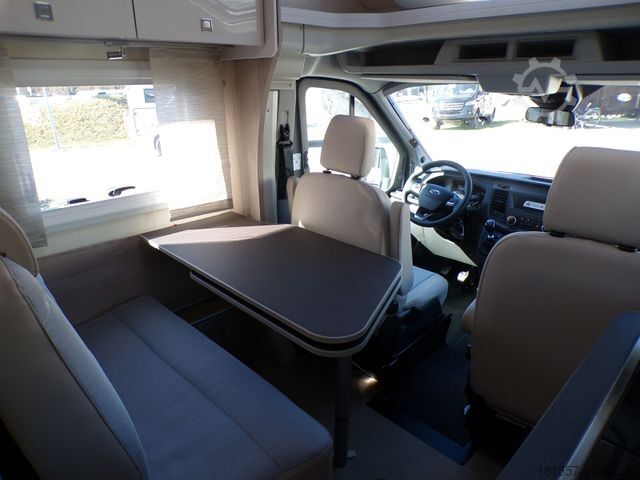 Semi-integrated camper BÜRSTNER Lineo T 700 Tageszulassung / Active, Xenon, Isof