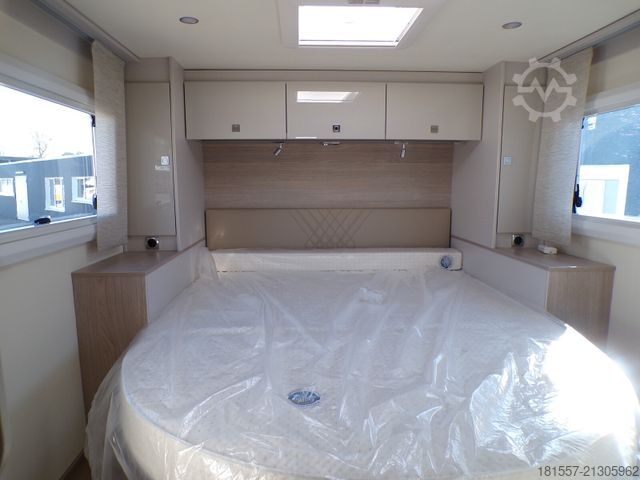 Semi-integrated camper BÜRSTNER Lineo T 700 Tageszulassung / Active, Xenon, Isof