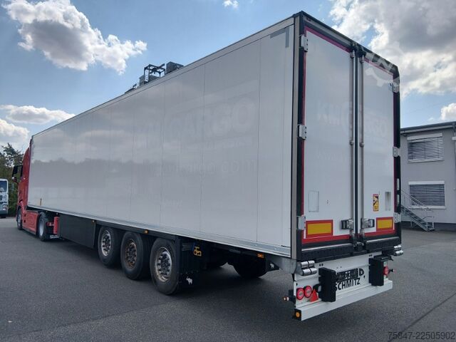 Geïsoleerde kastoplegger Schmitz Cargobull SKO 24/L - 13.4 FP Cool V7 DS/BB Pharma