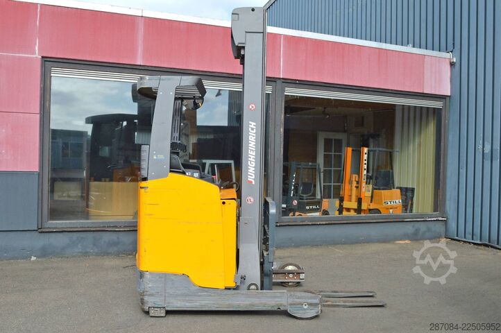 Wózek reach truck Jungheinrich ETV 214
