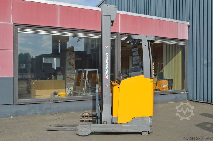 Wózek reach truck Jungheinrich ETV 214