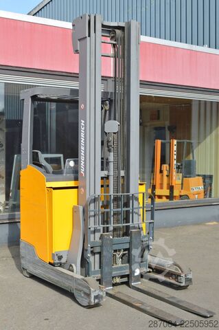 Wózek reach truck Jungheinrich ETV 214