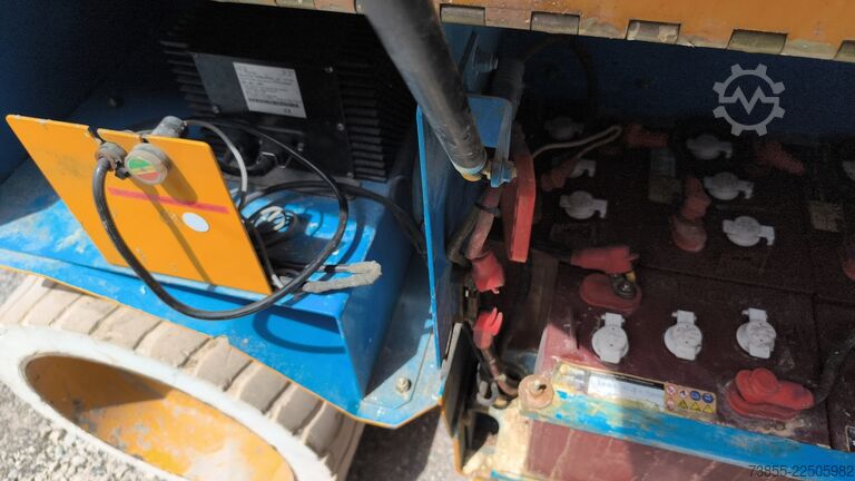 Makazasti podizni sto Genie GS-3268 DC
