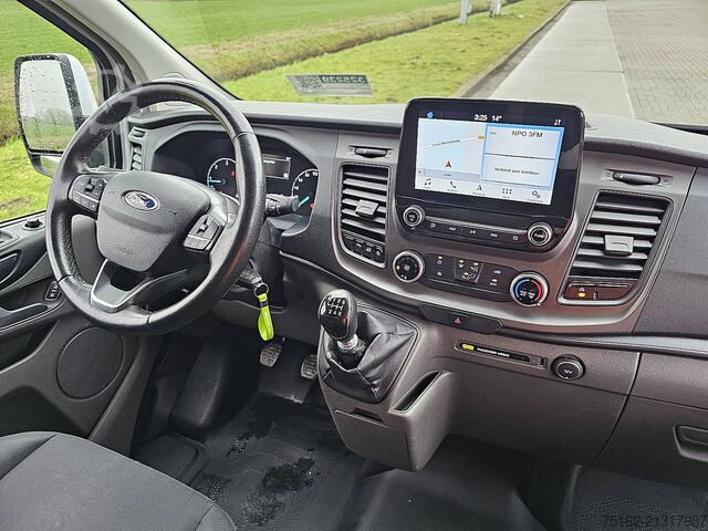 High-roof van FORD TRANSIT CUSTOM 2.0 L2H1 Navi Airco