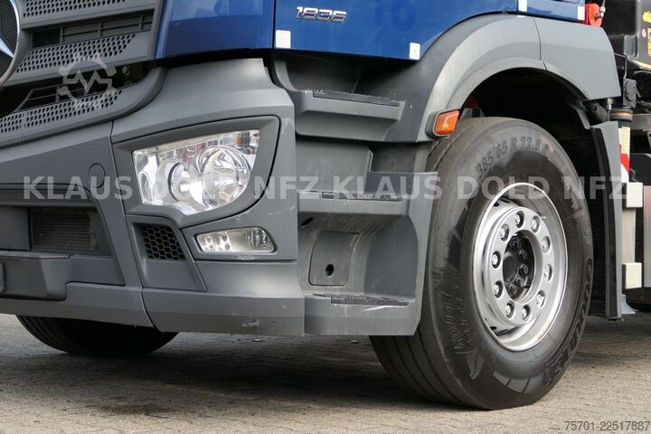 Jeřáb na nákladním automobilu MERCEDES-BENZ Actros 1836 Stahl Transport Kran Fassi F125 Funk