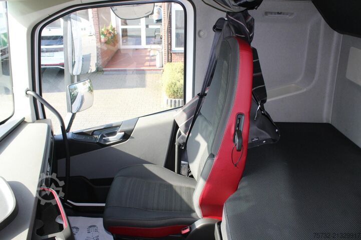 Standaard trekker Volvo FH 500 Globe   I-Park Cool   VIN: LB   3 Stück!