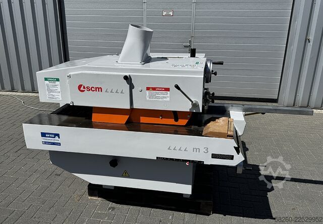 Ferăstrău multifuncțional Caterpillar SCM M3