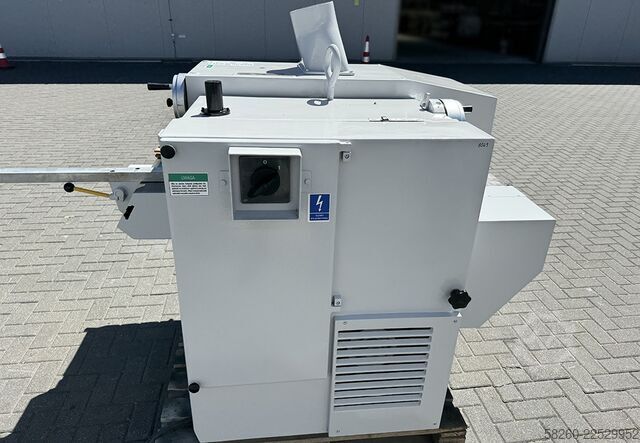 Ferăstrău multifuncțional Caterpillar SCM M3