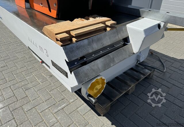 Ferăstrău multifuncțional Caterpillar SCM M3