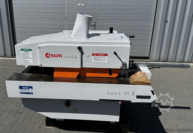 Ferăstrău multifuncțional Caterpillar SCM M3