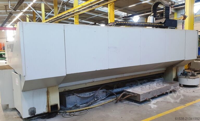 CNC-glasbewerkingscentrum INTERMAC (Biesse) MASTER 35 APERTA