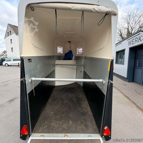 Prikolica za prevoz konja HUMBAUR Alu Single 1,5 er # 100 km/h Zulassung