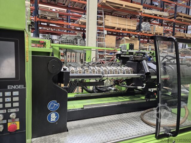 Mašina za brizganje plastike ENGEL Victory 1350/200 + Robot