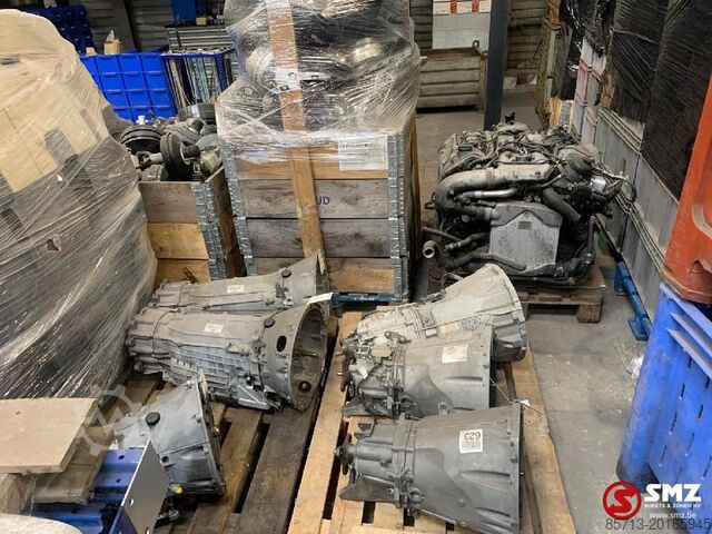 Karosserieteil Mercedes Occ lot van Mercedes Personenwagen + 6000 stuks !!