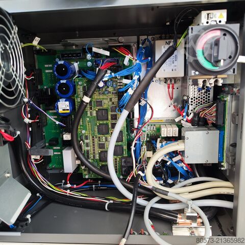 Robot industrial Fanuc LR MATE 200iD