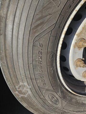 Semirimorchio con telone Krone SD