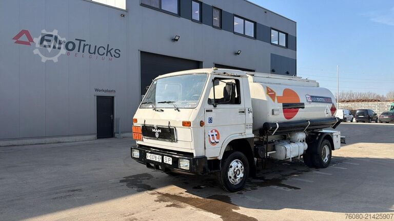 Tankwagen MAN 10.153 (7410L / STEEL SUSP. / MANUAL PUMP / POM...