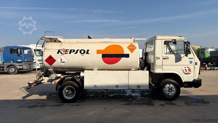 Tankwagen MAN 10.153 (7410L / STEEL SUSP. / MANUAL PUMP / POM...