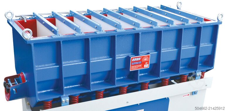 Vibrerende afwerkingsmachine ERBA EVT 400 Langtrogvibrator