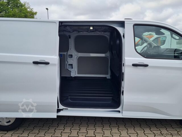 Panelová dodávka Ford Custom 320 Kasten L2 Trend KLIMA KAMERA TEMPOMAT