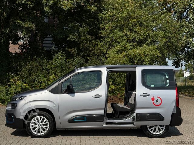 Minibusz Citroën ë-Berlingo 136 FEEL M 2x Schiebetür Klima
