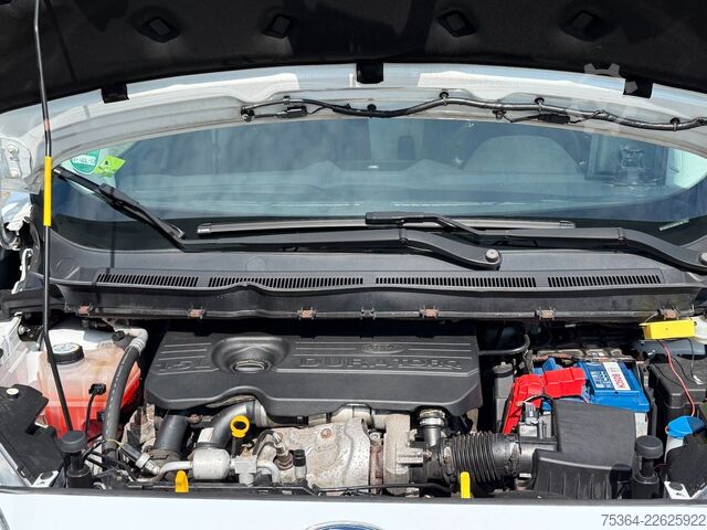 Minibusz FORD Transit Courier 1.5 TdCi L1H1 Klima Ahk Kamera