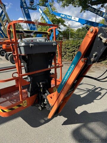 Plate-forme de travail télescopique articulée JLG 340AJ (4566)