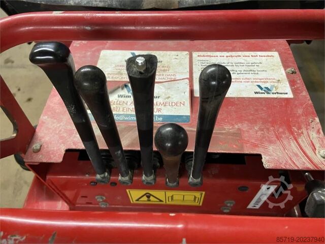 Camion basculant Hinowa HS1102 (4350)