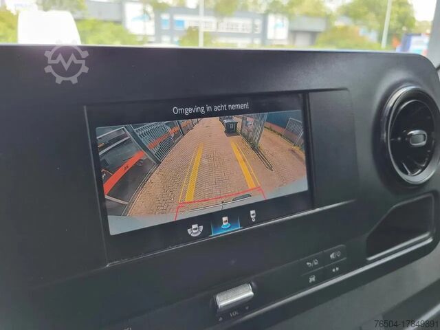 Furgoneta con caja Mercedes-Benz Sprinter 316 CDI 163 PK L2H2 EURO 6C