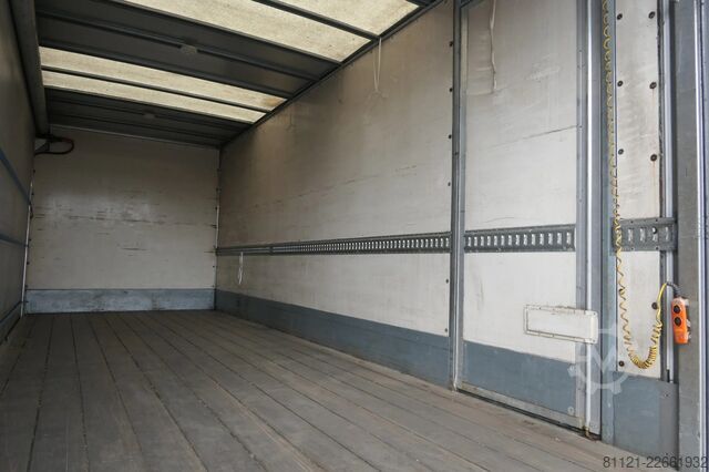 Schuifzeil MAN TGM 12.250 | Roller sail | Dhollandia 1500kg | ...