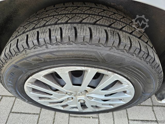 Panelová dodávka OPEL Vivaro 2,0 L3|WÜRTH REGALE|1.HD|TÜV+ÖL+BREMSEneu