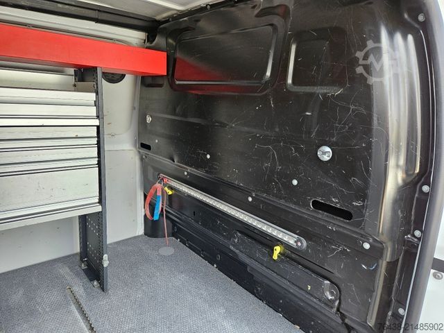 Panelová dodávka OPEL Vivaro 2,0 L3|WÜRTH REGALE|1.HD|TÜV+ÖL+BREMSEneu