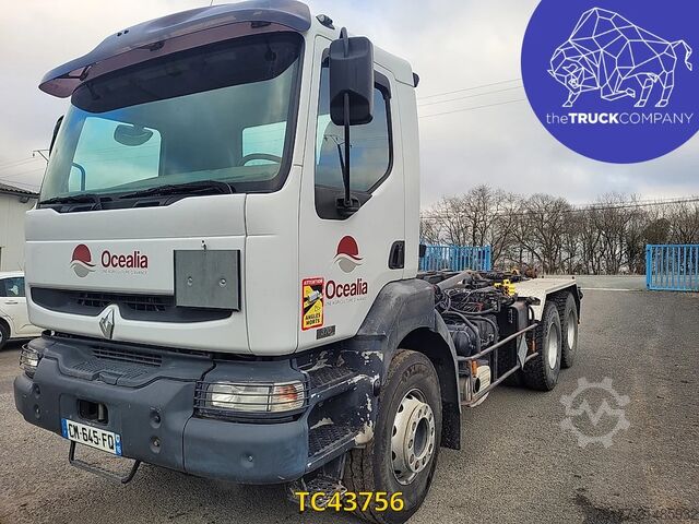 Transport af containere Renault Kerax 370